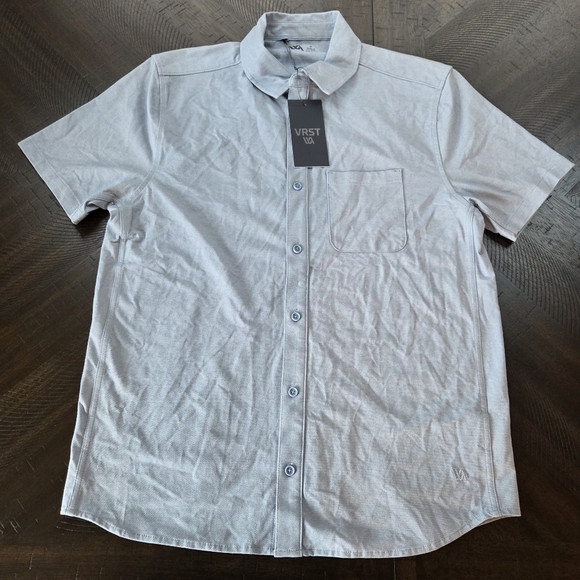 VRST Muted Denim Short Sleeve Button-Down Shirt New Men's Medium - Picture 2 of 9